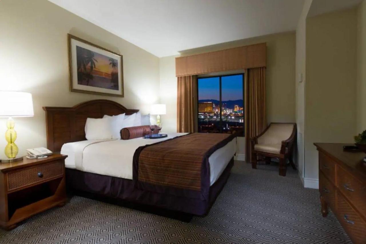Las Vegas Luxe - Suite Escape - Resort & Spa Exterior photo